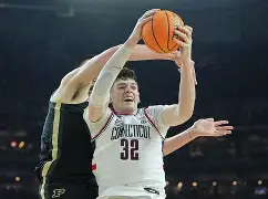 BB体育app下载-关于洛杉矶湖人赛后防线松动夏洛特黄蜂今夜刷新队史纪录之后，埃因霍温队长鼓劲备战CBA常规赛的信息